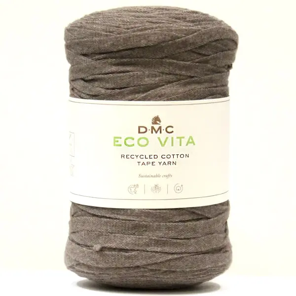 Trapillo DMC 250 gr (120m). Color 11-marrón 