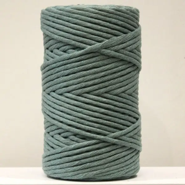 Hilo de algodón peinado para macramé color verde mar oscuro