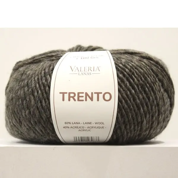 Mezcla de lana y acrílico de Valeria, colección Trento color C101-marrón