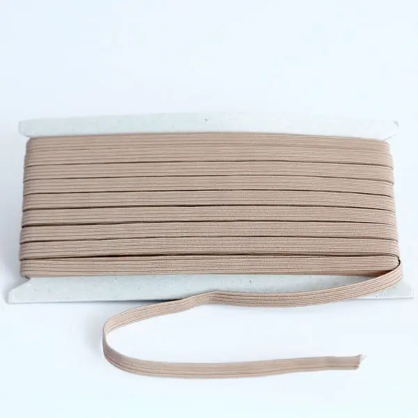 Cinta plana de goma elástica beige nº 8 (6 mm de ancho)