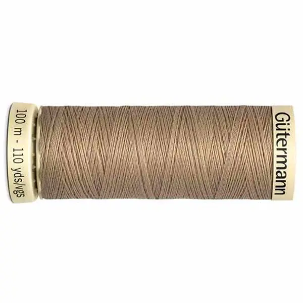 Bobina de 100 m de hilo coselotodo beige  (ref 215) de Gütermann
