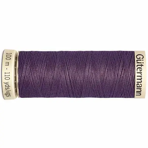 Bobina de 100 m de hilo coselotodo malva (ref 128) de Gütermann
