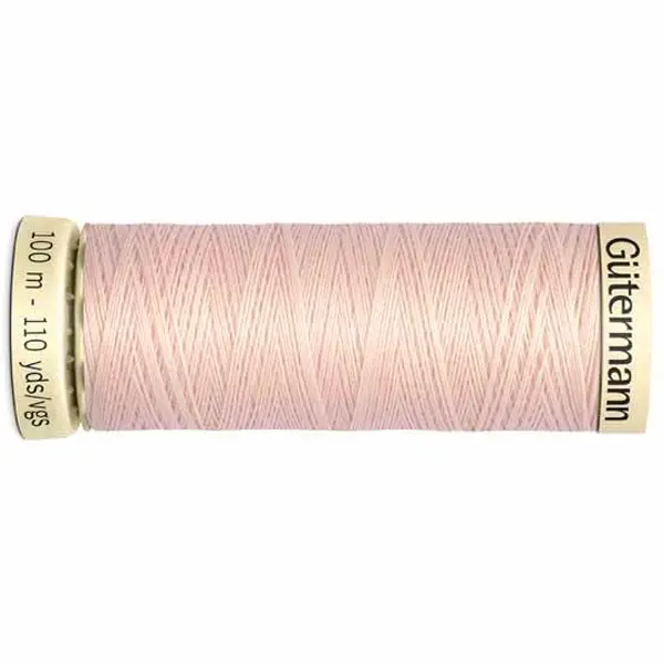 Bobina de 100 m de hilo coselotodo rosa (ref 658) de Gütermann
