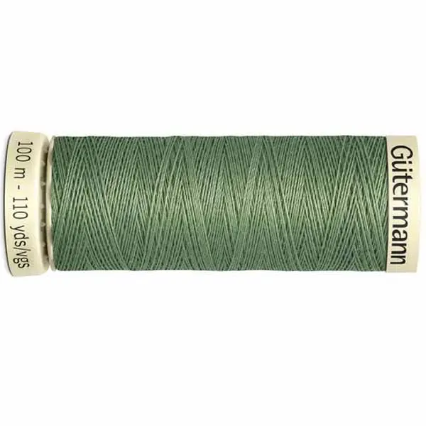 Bobina de 100 m de hilo coselotodo verde (ref 821) de Gütermann
