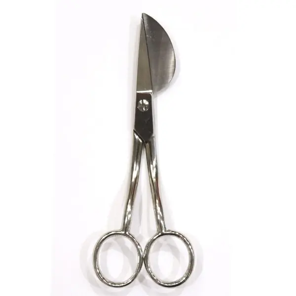 Tijera Ideas especial para aplicaciones por su hoja ovalada.