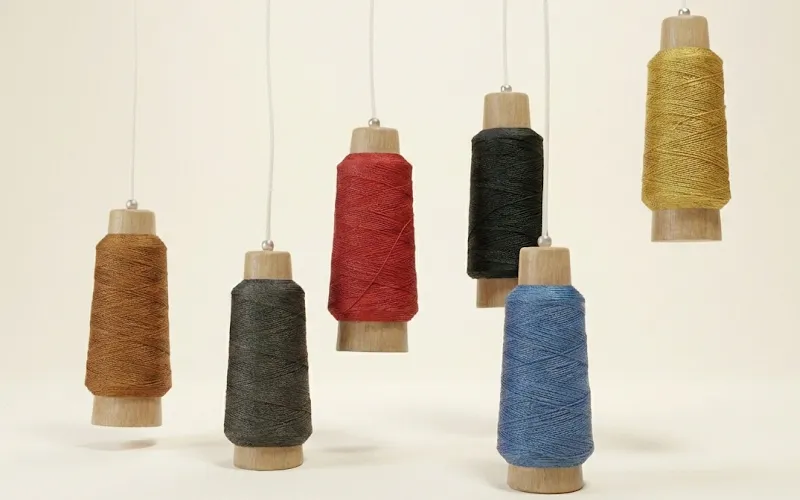 Venta de hilos, agujas, cintas y accesorios de costura