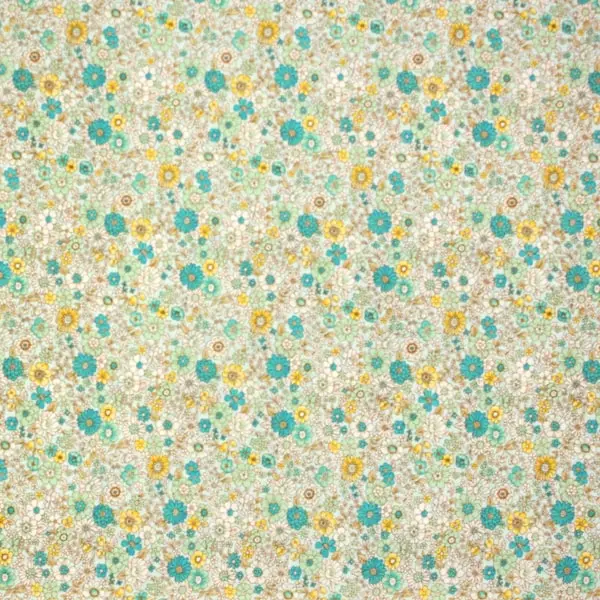 Tela estampada con flores en tonos de diferentes verdes y amarillos