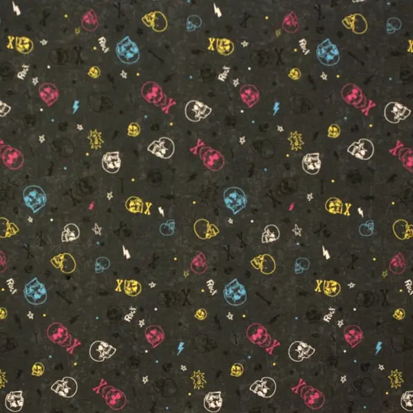 Calaveras de colores sobre fondo en gris