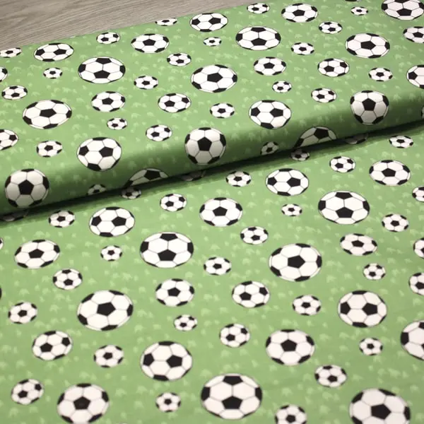 Footballs — vista 3