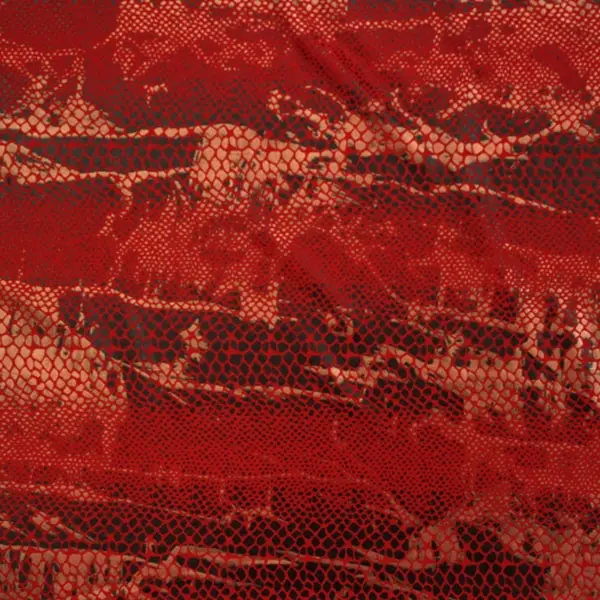 Tela de licra con estampado de serpiente en color rojo