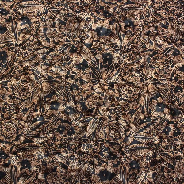Flores Marrón, Batik con fondo negro estampada con flores en tonos marrón. — vista 1