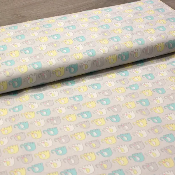 Elefantes Pastel, Tela fondo gris perla con dulces elefantes en colores pastel — vista 3