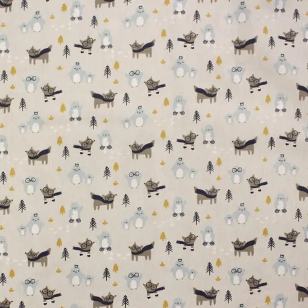 Invierno, Pingüinos y zorros abrigados con bufanda sobre fondo gris clarito