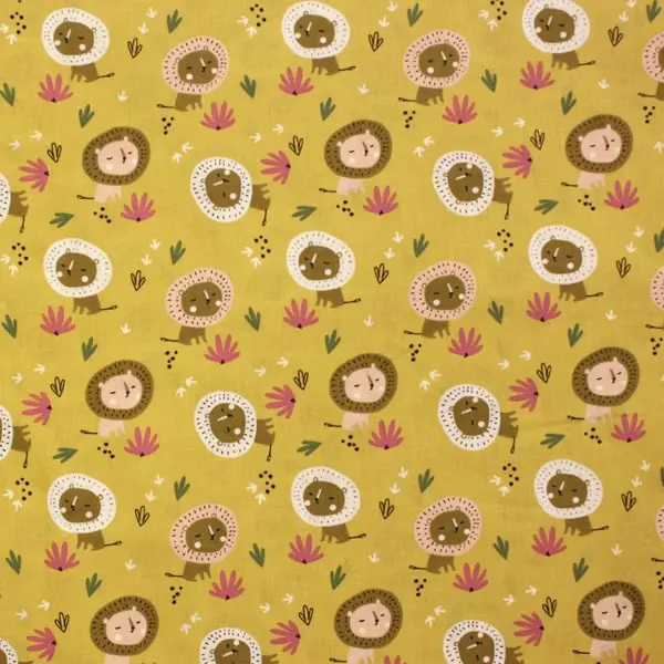 Leones Mostaza , Tela con fondo mostaza estampada con leones en tonos marrones