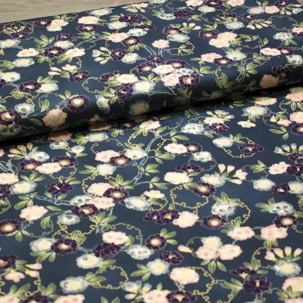 Daisies 14, Tela japonesa estampada con flores en fondo azul y toques dorados — vista 3