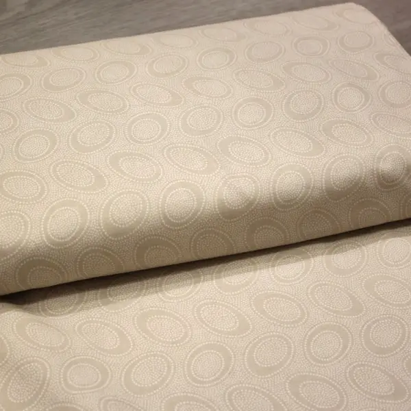 Aboriginal Silver, Tela Kaffe Fassett de la colección Aboriginal Dots -Ref PWGP071-SILVER — vista 3