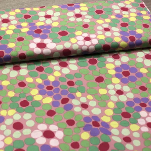 Tejido de algodón Kaffe Fassett Flower Dot Mauve morado y lila de 110cm - Vista del lomo enrollado