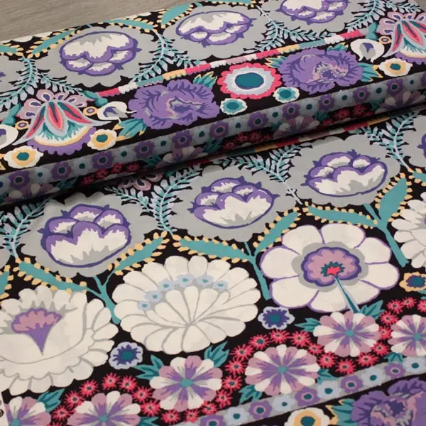 Estampado floral en tela de algodón Kaffe Fassett Embroidered Flower de 110cm - Vista del lomo enrollado