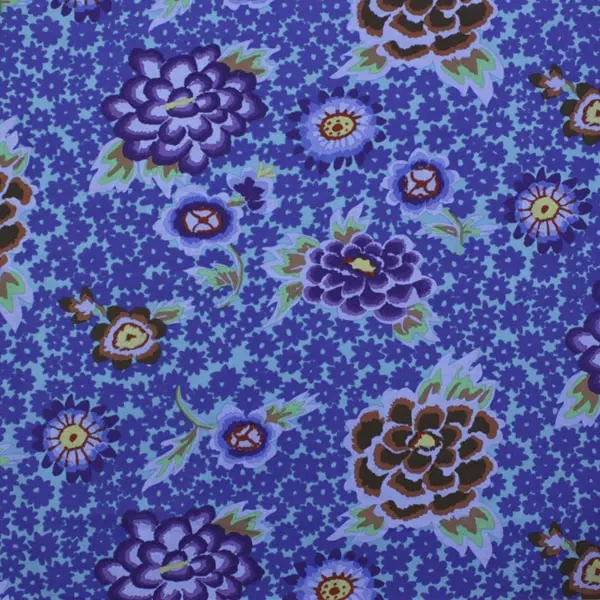 Algodón patchwork Kaffe Fassett Charlotte Blue con diseño floral azul de 110cm - Vista general