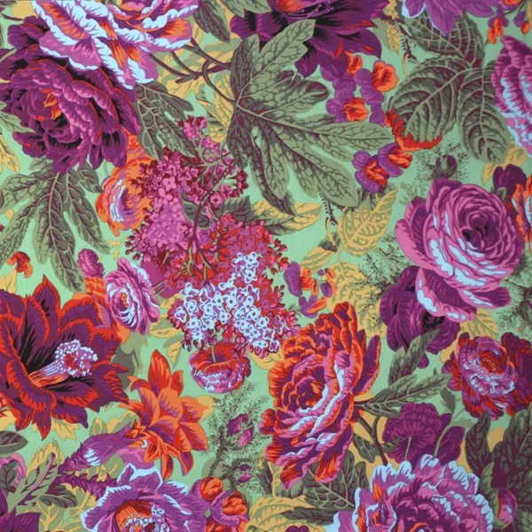 Tela de algodón Kaffe Fassett Floral Burst Green patchwork con flores de 110cm - Vista general