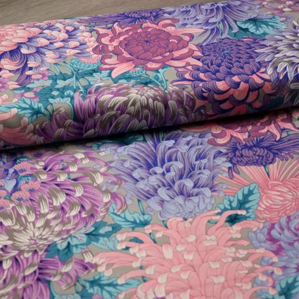 Estampado floral gris en tela algodón Kaffe Fassett Hokusai Grey patchwork de 110cm - Vista del lomo enrollado