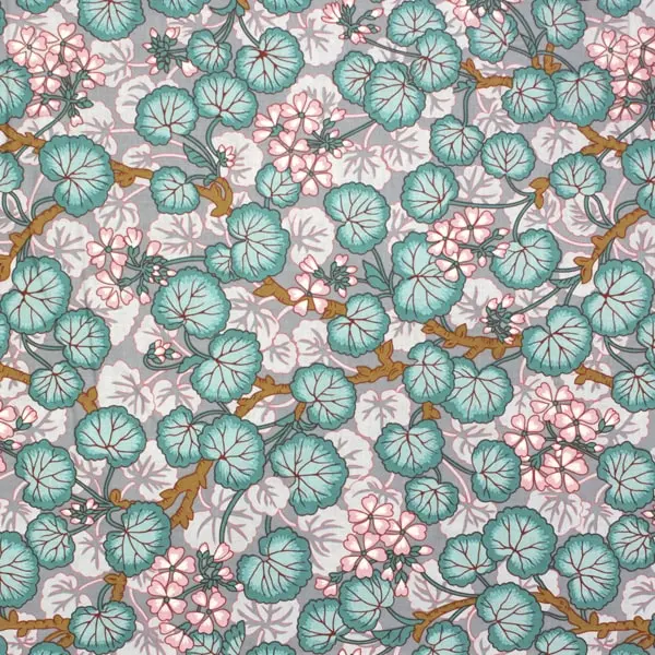 Algodón patchwork Kaffe Fassett Geraniums Grey con flores en tonos grises de 110cm - Vista general