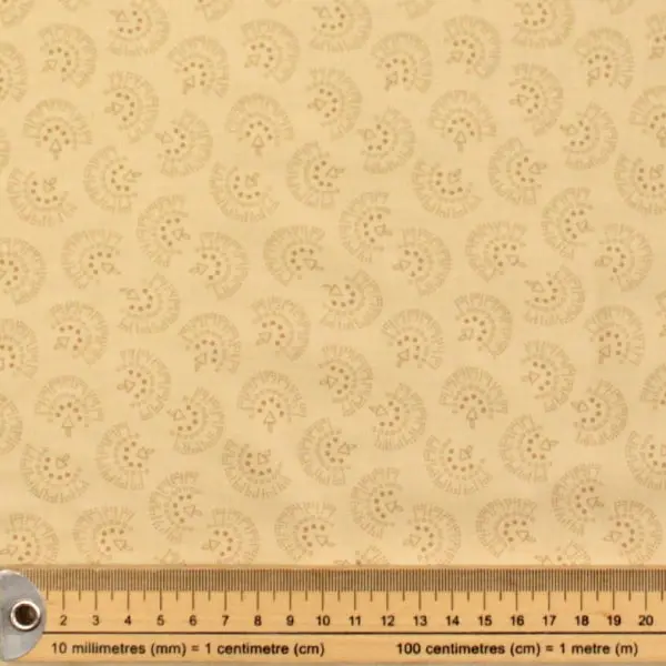 Abanico Beige, Abanicos en beige de la colección Bygone Browns de Sheryl Johnson — vista 2