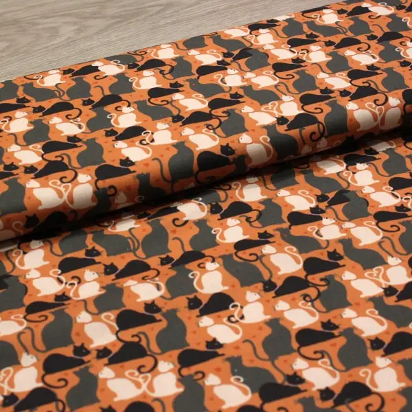 Fluffy Gatos, Tela color caldera estampada con imagenes de gatos de diferentes colores — vista 3