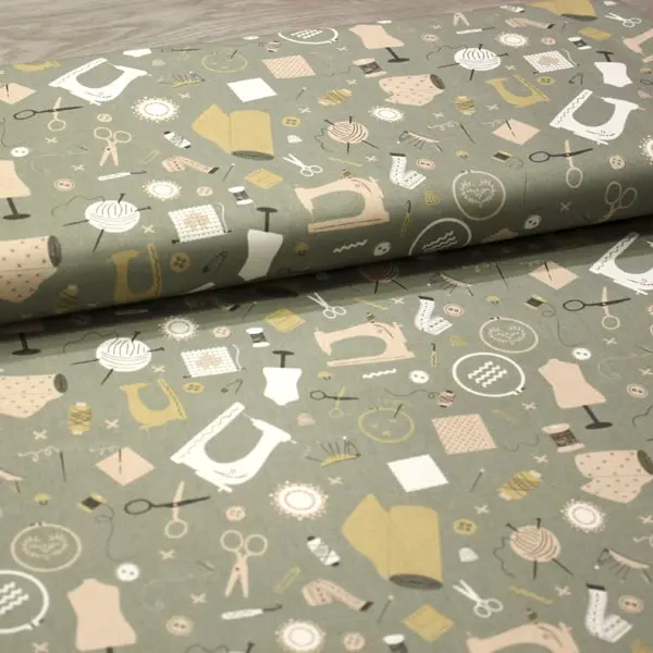 Costura Labores, Tela con fondo verde estampada con diferentes motivos de costura — vista 3