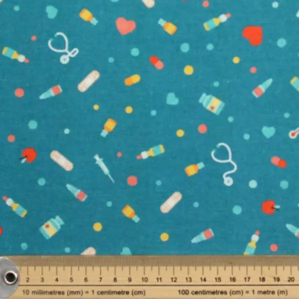 Equipo Medicina, Utensilios de medicina sobre fondo azul turquesa — vista 2