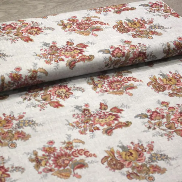 Cottage 13137, Tela de Jan Shore con fondo azul claro estampado con flores granates — vista 3