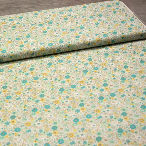 Flores Verdes, Tela estampada con flores en tonos de diferentes verdes y amarillos — vista 3