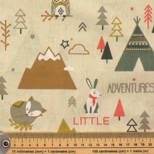 Algodón infantil Cabañas y Animales con cabañas indias en tonos tostados de 150cm - Detalle de la textura y escala de medida