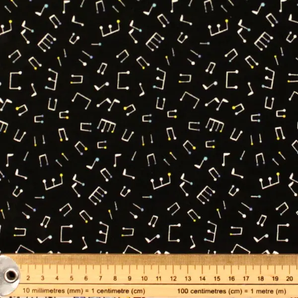 Notas Colores, Tela en color negro estampada con notas musicales con pequeños toqus de color  — vista 2
