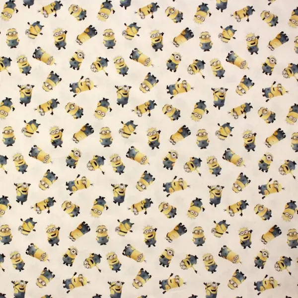 Minions 2, Los famosos Minions en acción sobre fondo blanco — vista 1