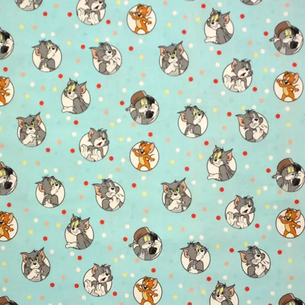 Tom & Jerry, Momentos del gato Tom y el ratón Jerry sobre fondo azul claro — vista 1